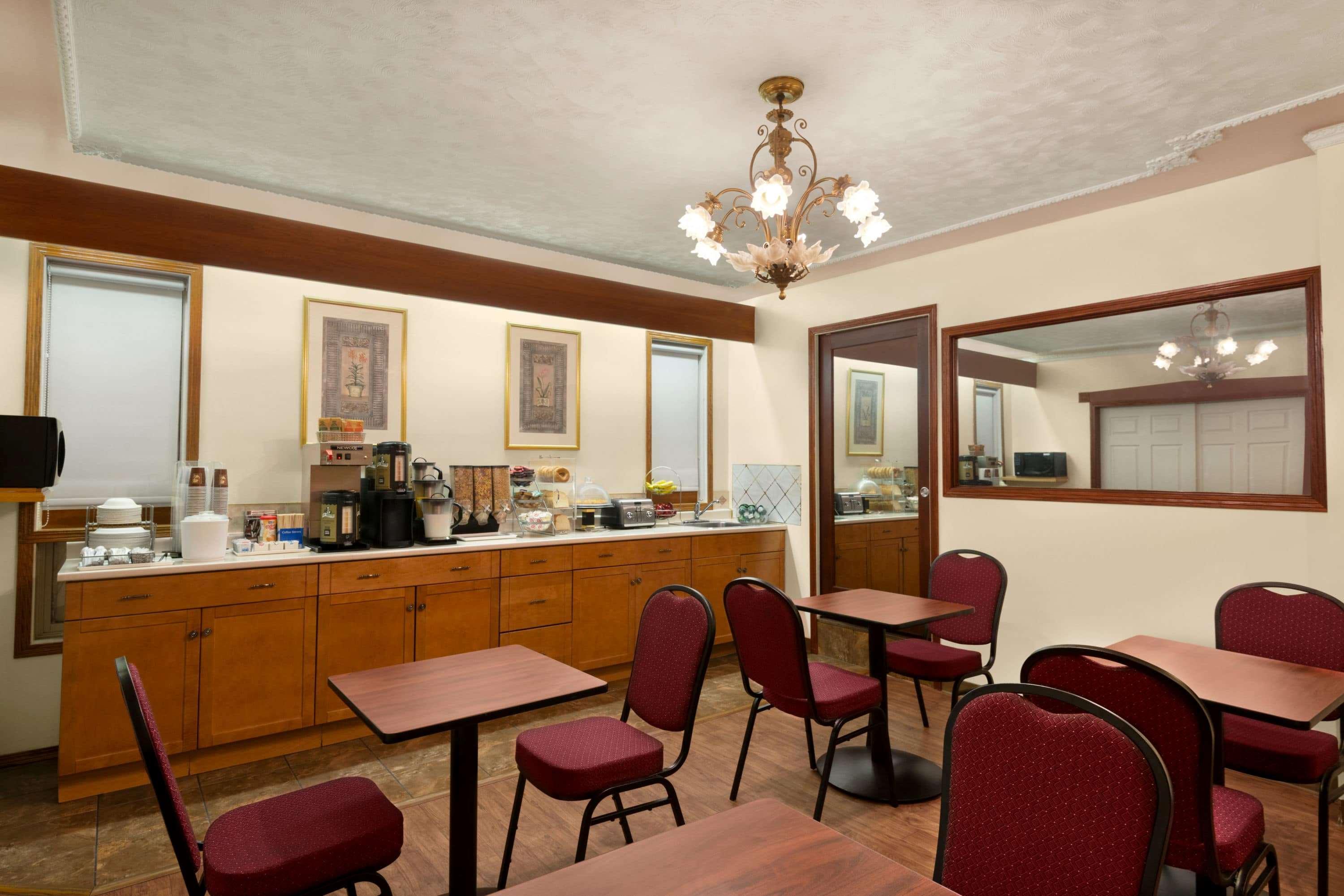 Travelodge By Wyndham Quesnel Bc Luaran gambar