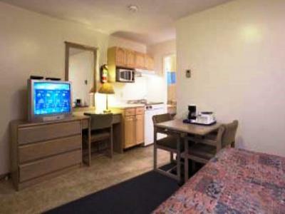 Travelodge By Wyndham Quesnel Bc Bilik gambar
